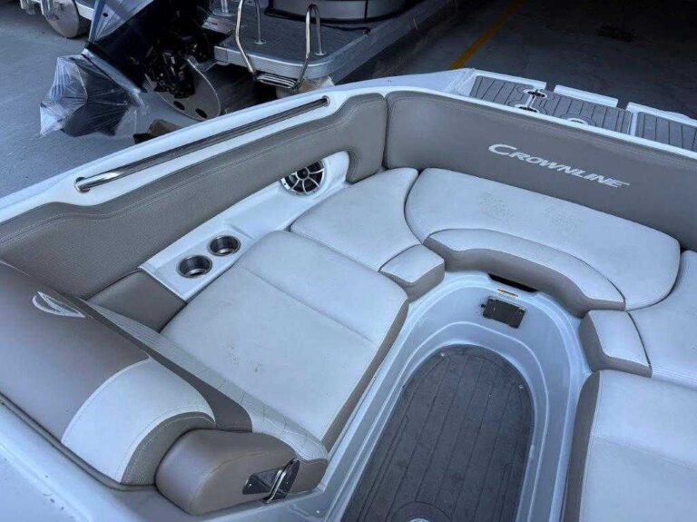 2023 Crownline E275 - Arch - JUST REDUCED!!! US-KIS88784F223 [photo 3]